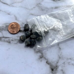 Raw Sapphire Mini Stones/Recorder Crystals